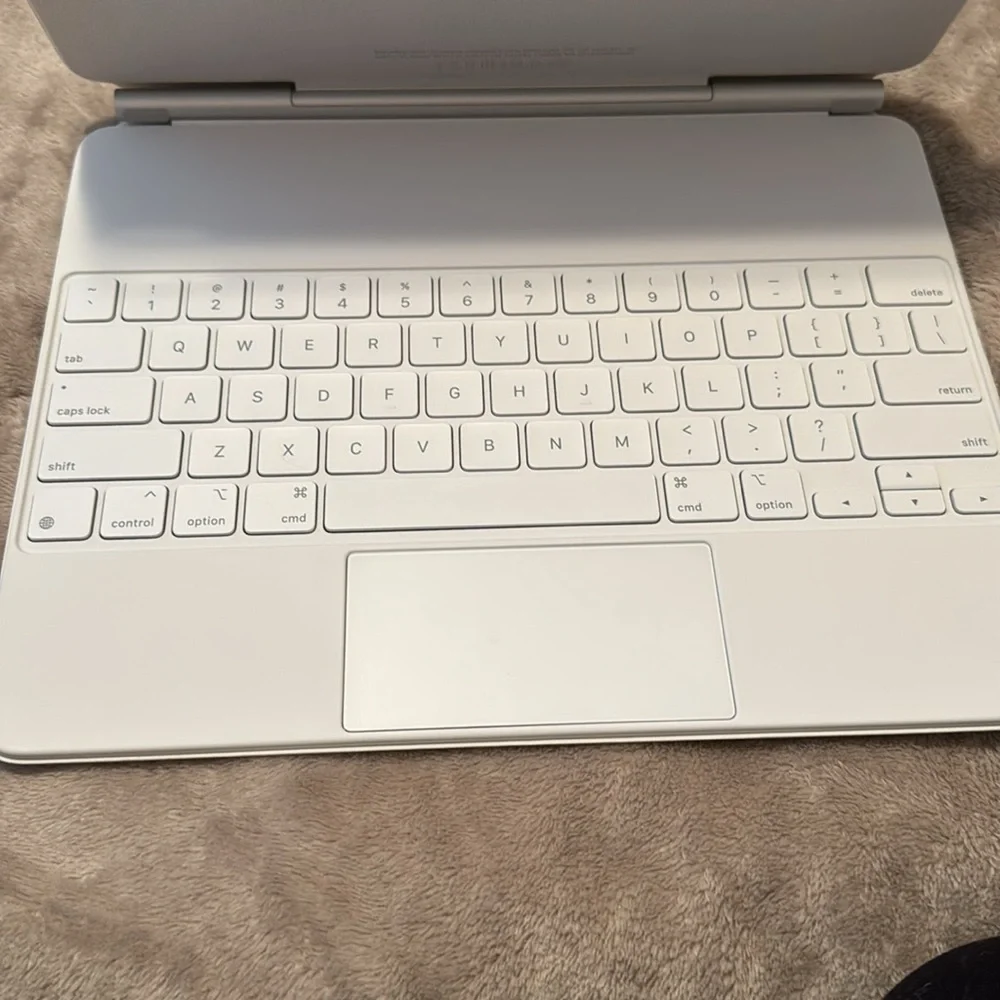 Apple ipad keyboard
